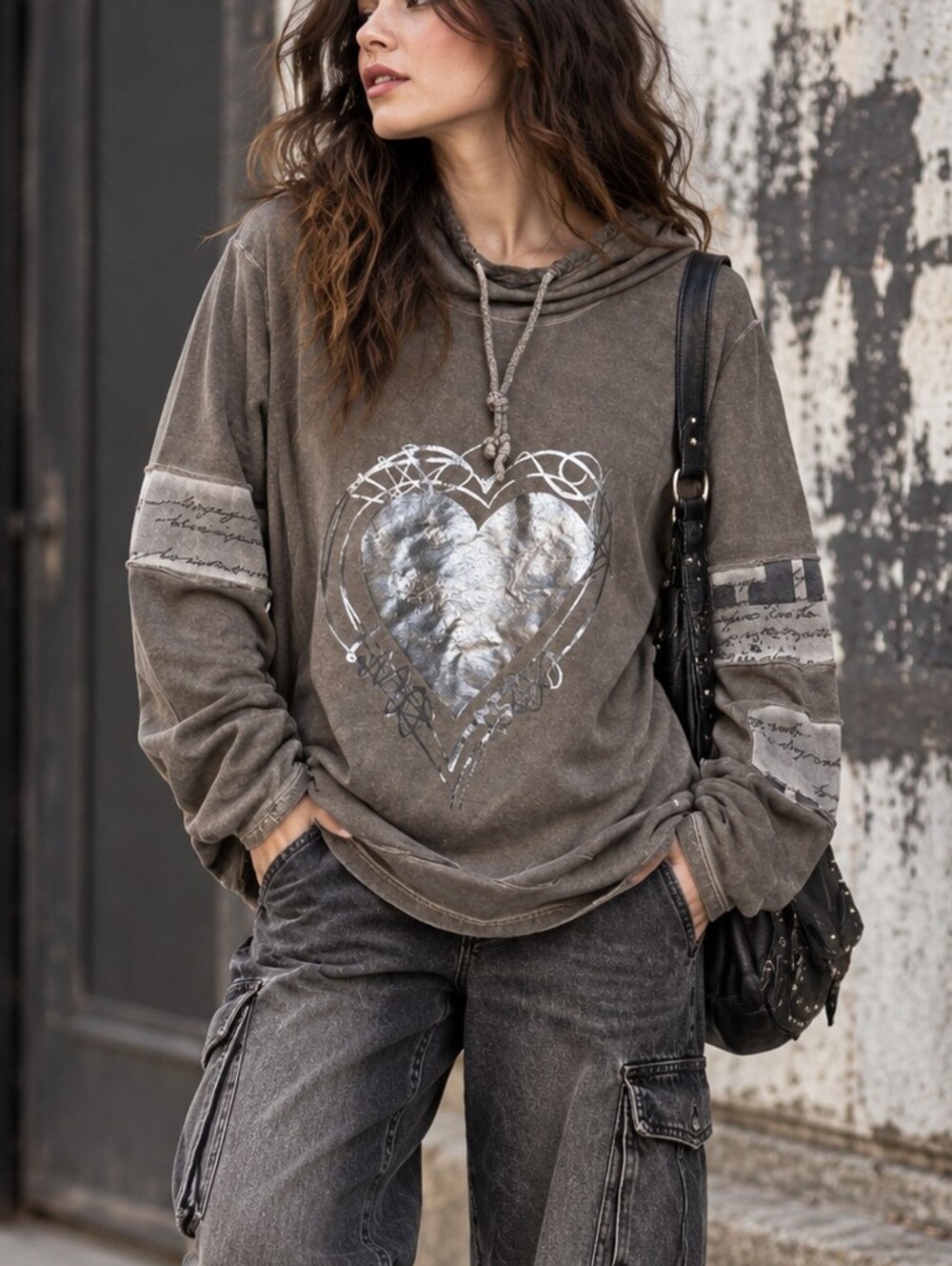 Femme Fatale Italy Metallic Heart Oversized Tunic Hoodie Y2K Size 2